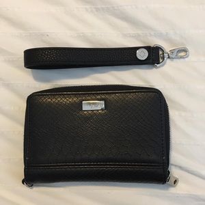 Thirty One Clutch Wallet w/ wrist strap!